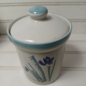 Vintage Nova sweet talk hm 553 Large Flour Storage Canister w/ Lid 7" Floral. Co